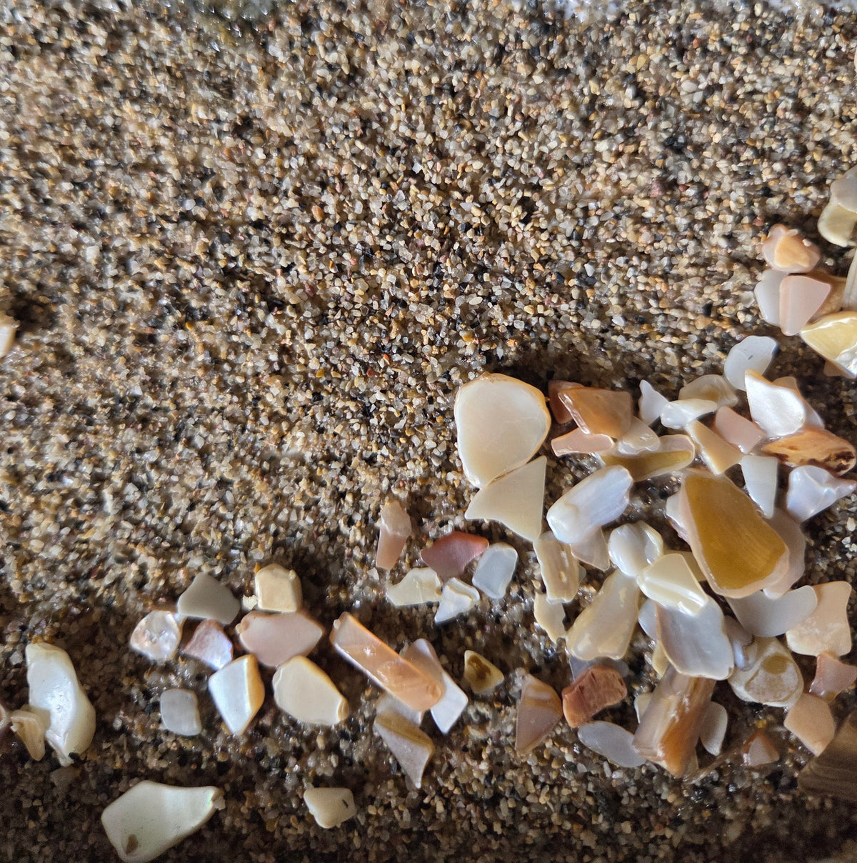 You & Me by the Sea|Resin Beach Accent Table
